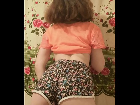 ❤️ seksi genç bebeğim soyunma kapalı onu şort üzerinde kamera Porno videosu tr.porno-filmy.ru ❤