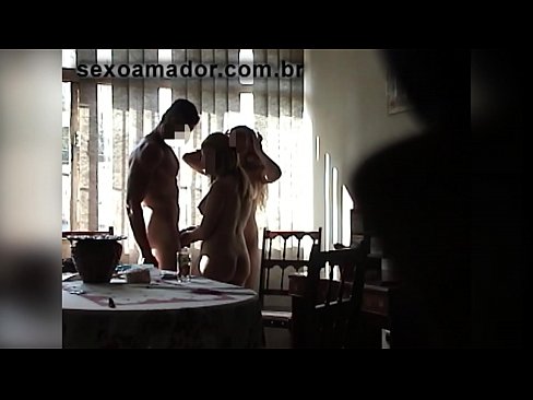 ❤️ Seks arkadaşlar dev bir adam ve onunla bir üçlü davet Porno videosu tr.porno-filmy.ru ❤